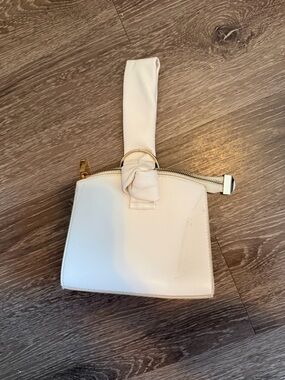 A New Day Cream Clutch
